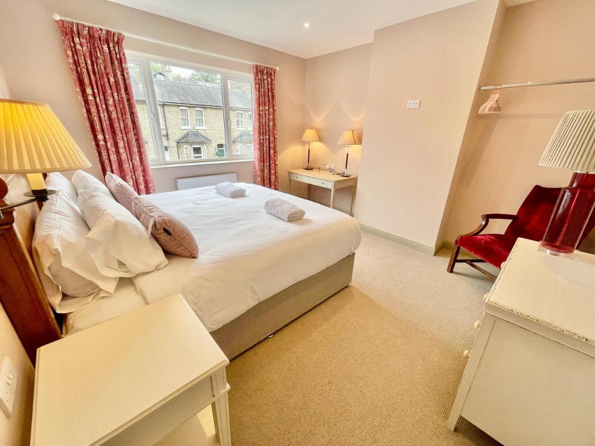 Townhouse With Free Off Road Parking And Garden Сasa de vacaciones *