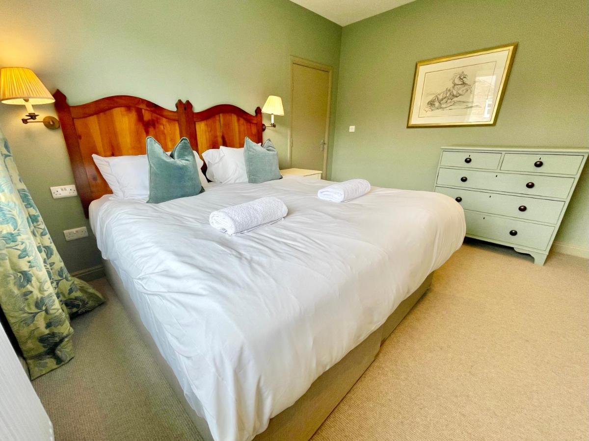 Townhouse With Free Off Road Parking And Garden Holiday home York